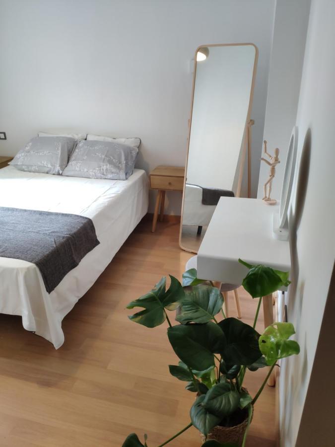 Unique Apartment In Malaga City Center With Pool Εξωτερικό φωτογραφία